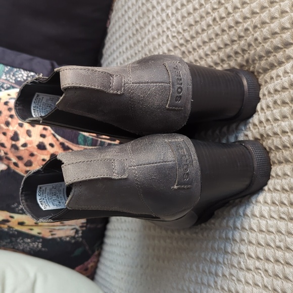 SOREL Joan Uptown Leather Chelsea Boots - Picture 3 of 13